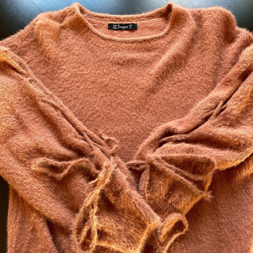 Simplee sweater